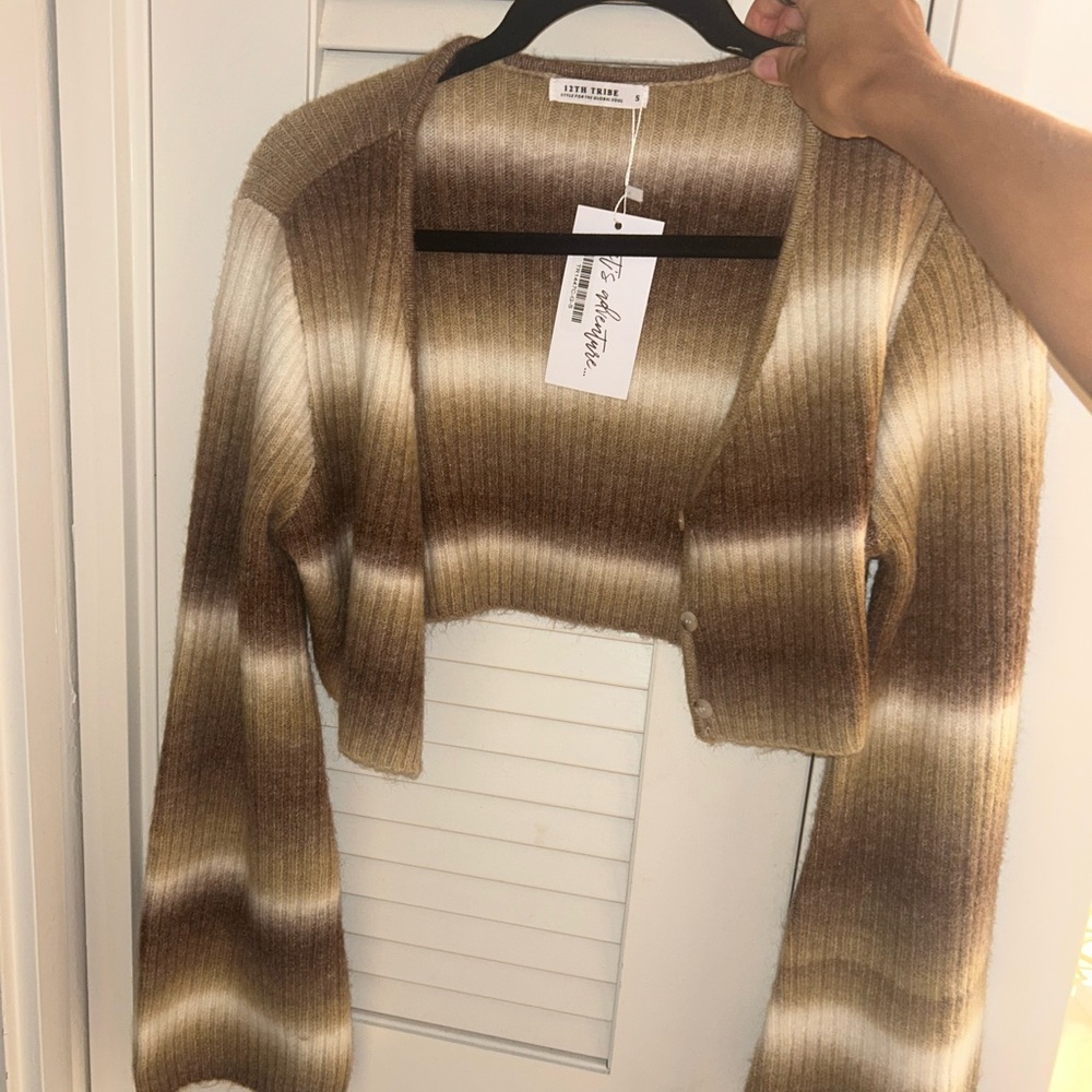 NEVER WORN 12th Tribe crop cardigan